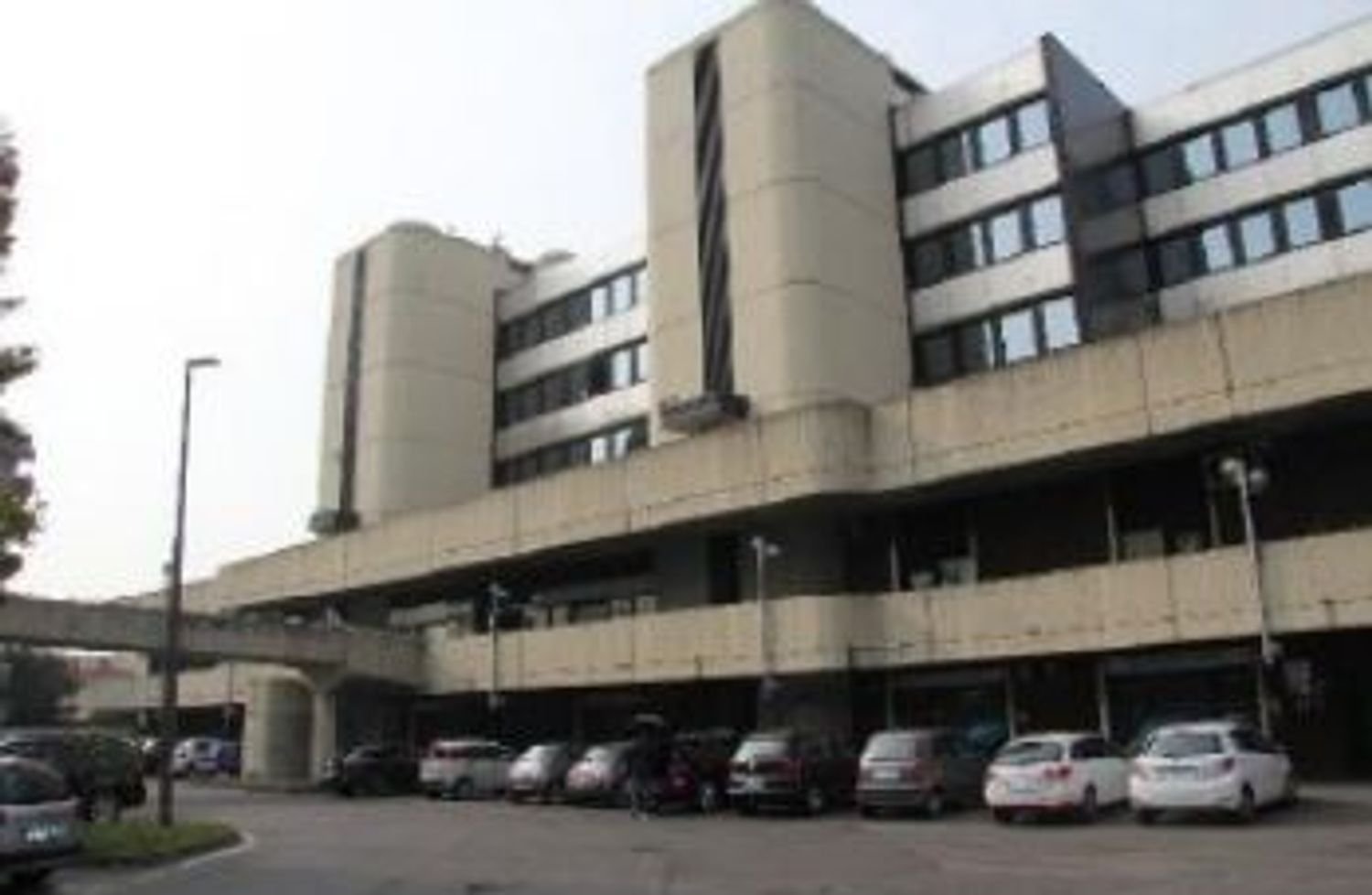 1037m² Commercial property in Rho, Italy No. 99816