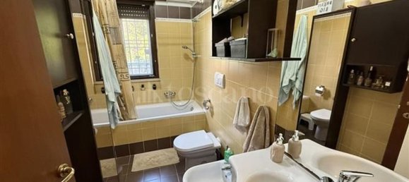 3 rooms Apartment in Nettuno, Italy No. 292955 10