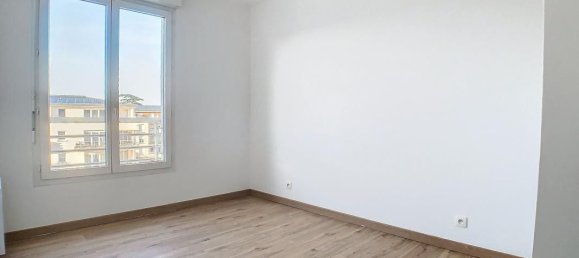 3 bedrooms Apartment in Corbeil-Essonnes, France No. 147728 8