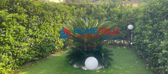 2 bedrooms Villa in Campofelice di Roccella, Italy No. 84736 17