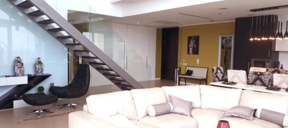 3 bedrooms Condo in Pattaya, Thailand No. 197 9