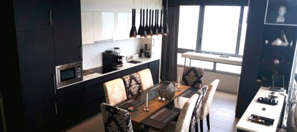 3 bedrooms Condo in Pattaya, Thailand No. 197 7