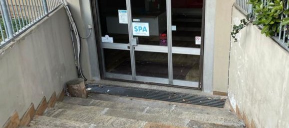 Коммерческая недвижимость 240м² в Монца, Италия № 89587 3