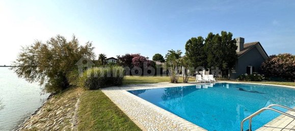 5 bedrooms Villa in Rosolina, Italy No. 351122 14