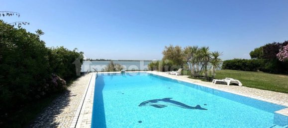 5 bedrooms Villa in Rosolina, Italy No. 351122 3