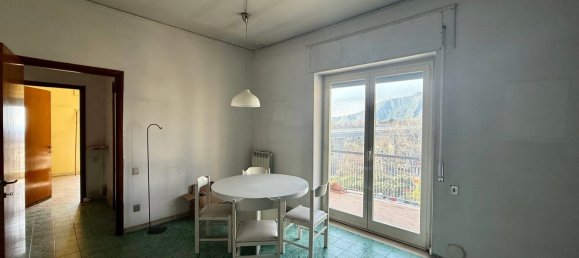 Apartamento de 6 divisões em Naples, Italy N.º 196730 31