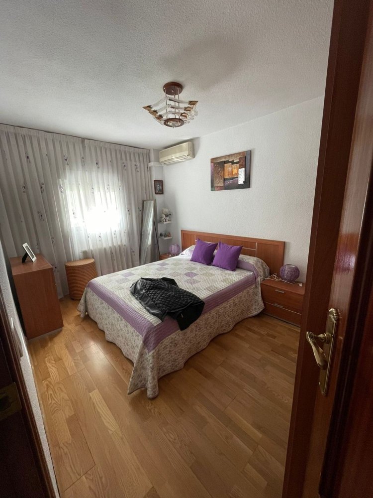 Квартира с 3 спальнями в Эль-Прат-де-Льобрегат, Испания № 196127