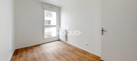 2 bedrooms Apartment in Romainville, France No. 148647 5