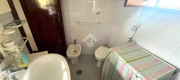 4 rooms Apartment in Torre del Greco, Italy No. 4764 28