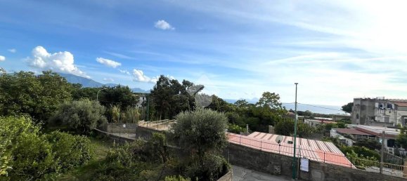 4 rooms Apartment in Torre del Greco, Italy No. 4764 30