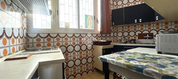 4 rooms Apartment in Torre del Greco, Italy No. 4764 36