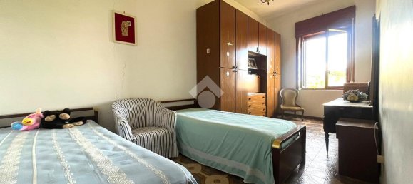 4 rooms Apartment in Torre del Greco, Italy No. 4764 32