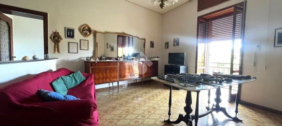 4 rooms Apartment in Torre del Greco, Italy No. 4764 5