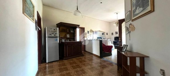 4 rooms Apartment in Torre del Greco, Italy No. 4764 25