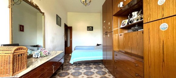 4 rooms Apartment in Torre del Greco, Italy No. 4764 31
