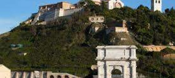 4غرفة شقة في Ancona, Italy رقم 196701 10