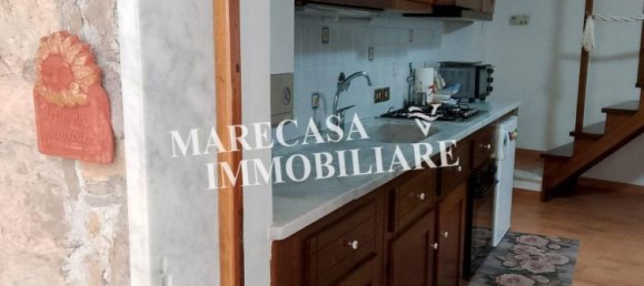 4 rooms House in Carrara, Italy No. 45925 10