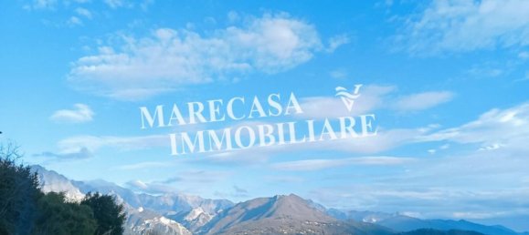 4 rooms House in Carrara, Italy No. 45925 3