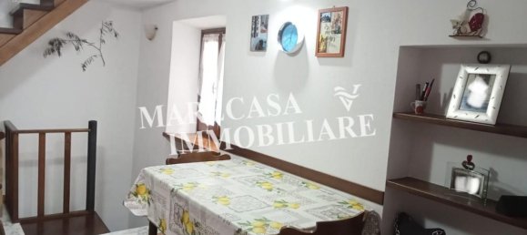 4 rooms House in Carrara, Italy No. 45925 9