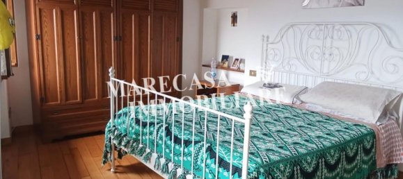 4 rooms House in Carrara, Italy No. 45925 15