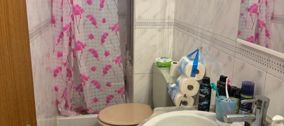 Apartamento de 3 dormitorios en L'Hospitalet de Llobregat, Spain No. 130127 4