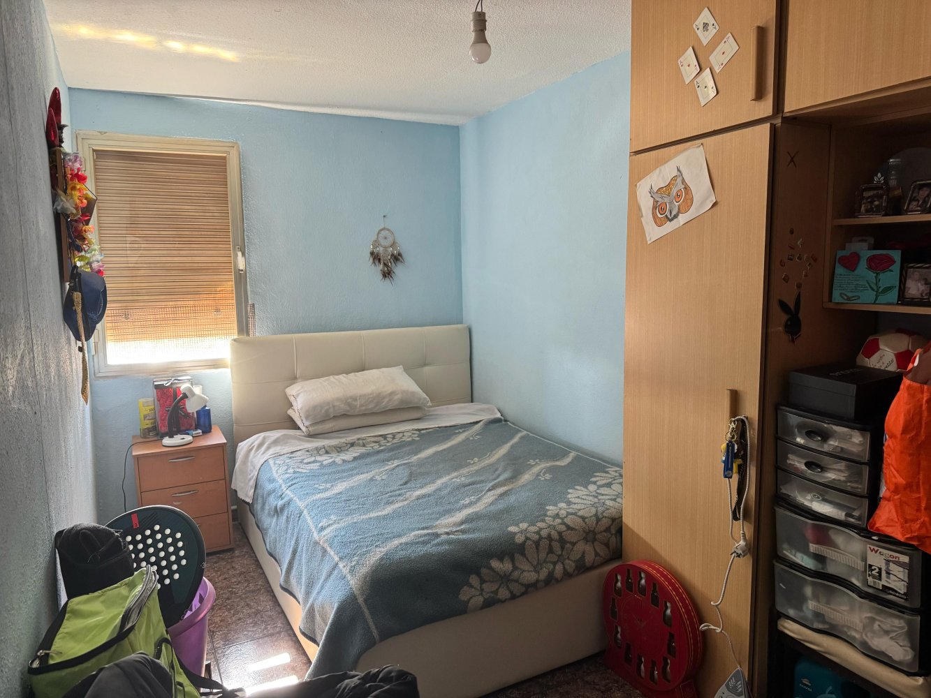 Apartamento de 3 dormitorios en L'Hospitalet de Llobregat, Spain No. 130127