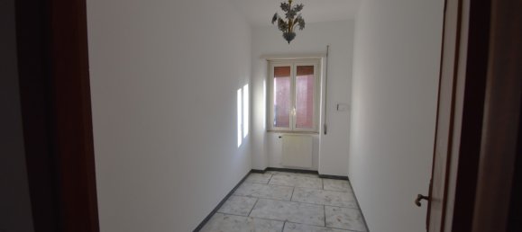 2 rooms Apartment in Rome, Italy No. 89226 6