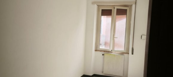 2 rooms Apartment in Rome, Italy No. 89226 5