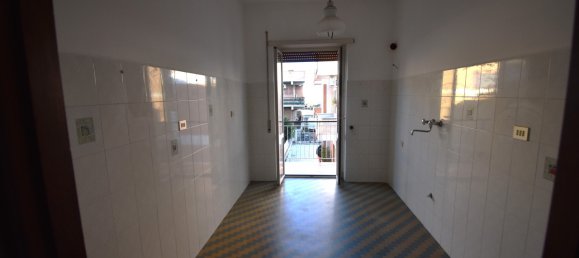 2 rooms Apartment in Rome, Italy No. 89226 9