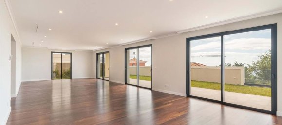 Дом с 3 спальнями в Фуншал, Португалия № 95161 3