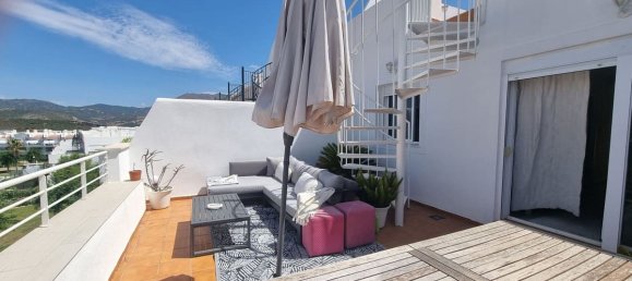 2 bedrooms Penthouse in Casares, Spain No. 184228 2