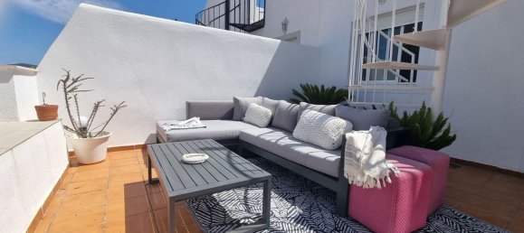 2 bedrooms Penthouse in Casares, Spain No. 184228 3