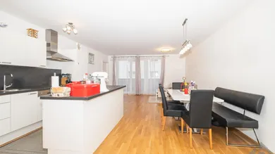 3 bedrooms Apartment in Hof bei Salzburg, Austria No. 240606