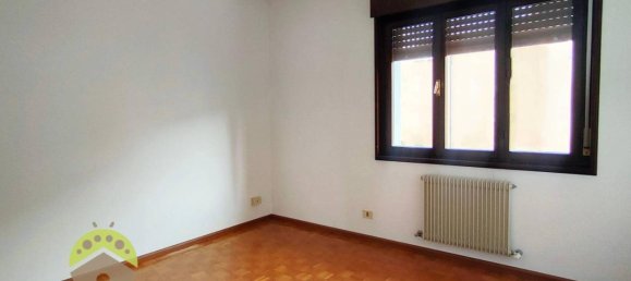 Квартира с 4 комнатами в Удине, Италия № 155460 7