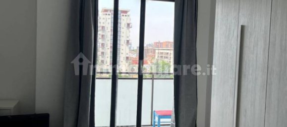 3 bedrooms Apartment in Milan, Italy No. 352159 3