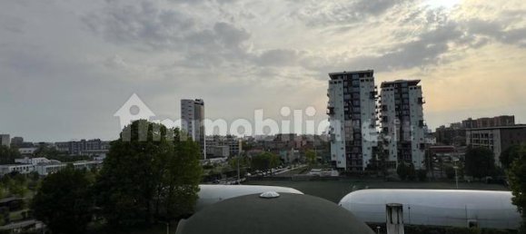 3 bedrooms Apartment in Milan, Italy No. 352159 2