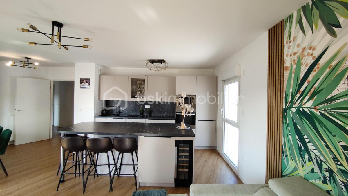 3 Schlafzimmer Wohnung in Noisy-le-Sec, France, Nr. 324223