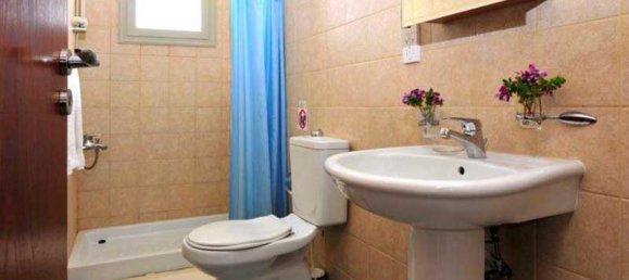 5 bedrooms Villa in Kissonerga, Cyprus No. 15482 3