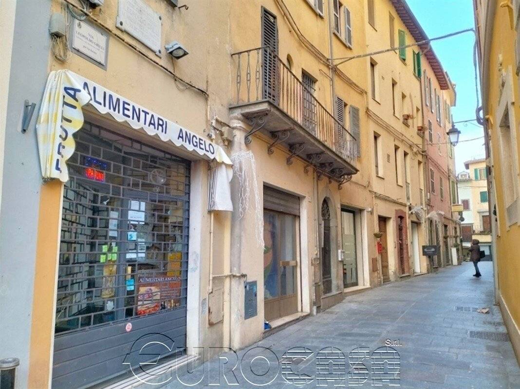 Квартира с 3 спальнями в Умбертиде, Италия № 75758