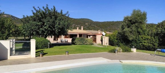 6 bedrooms Villa in Sardinia, Italy No. 248001 22