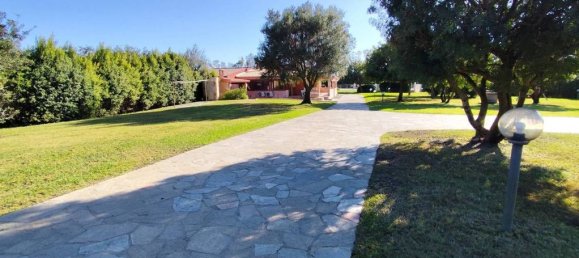 6 bedrooms Villa in Sardinia, Italy No. 248001 6