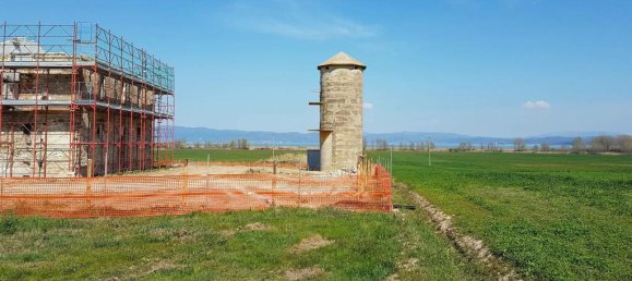 4 bedrooms House in Castiglione del Lago, Italy No. 58447 17