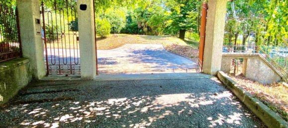 5غرفة فيلا في Olgiate Comasco, Italy رقم 76088 4