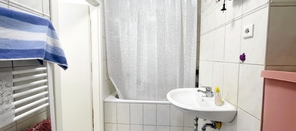 Квартира с 2 комнатами в Крефельд, Германия № 361444 6