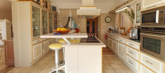 Villa de 4 dormitorios en Lagoa, Portugal No. 7720 9