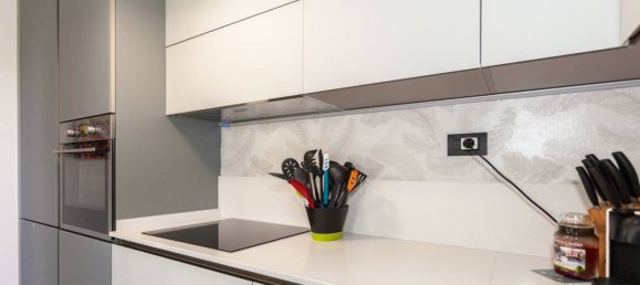 Apartamento de 2 dormitorios en Guanzate, Italy No. 331015 11