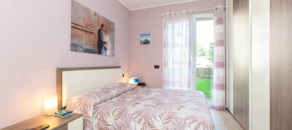 Apartamento de 2 dormitorios en Guanzate, Italy No. 331015 12