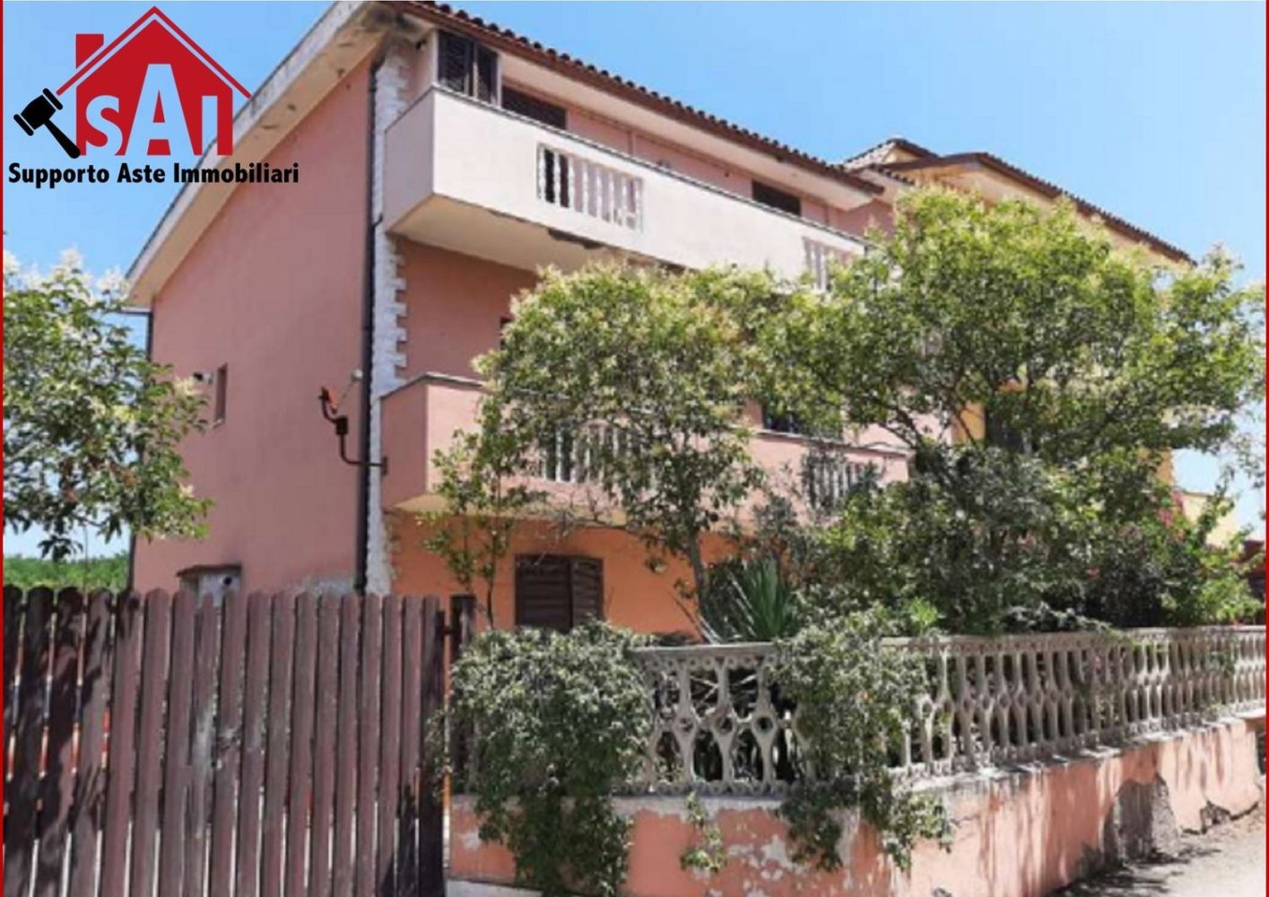 3 rooms Apartment in Marino, Italy No. 187300