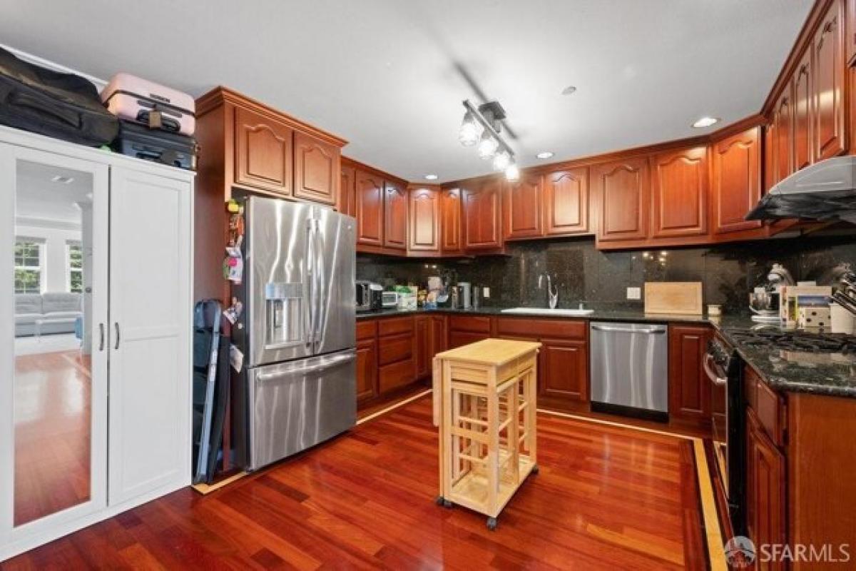 Casa de 3 dormitorios en San Francisco, USA No. 234976