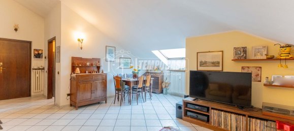 Apartamento de 3 habitaciónes en Magenta, Italy No. 175003 9